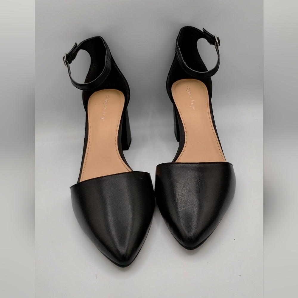 Cooper Key women's black pumps,  size 11 M